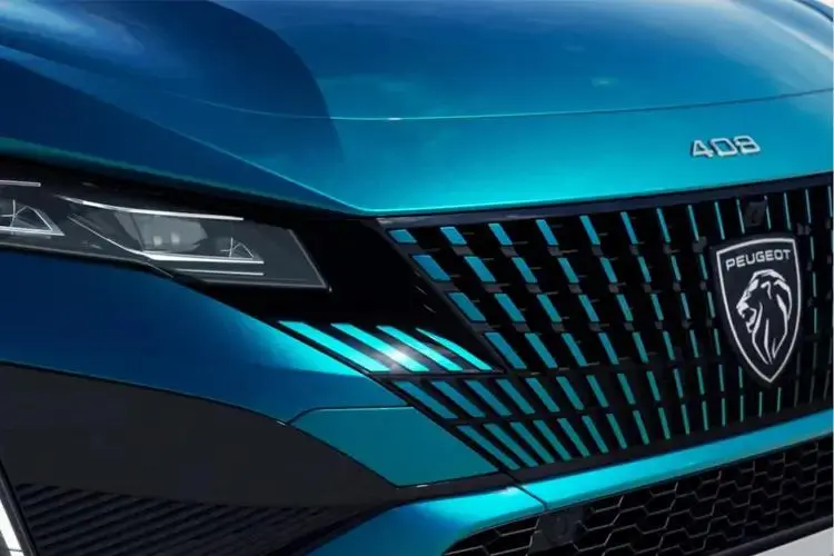Peugeot 408 Hatchback 1.6 Phev 225 GT e-EAT8 close up