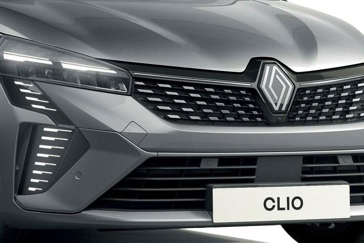 Renault Clio Hatchback 1.6 E-Tcno Full Hybrid Techno Auto close up