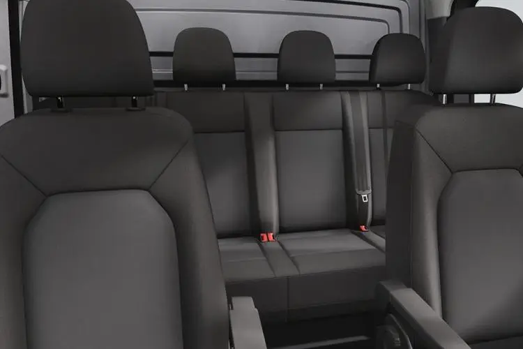 Volkswagen Crafter Double Chassis Cab Crew Cab Pickup CR35 LWB 2.0 TDI 177 Commerce close up