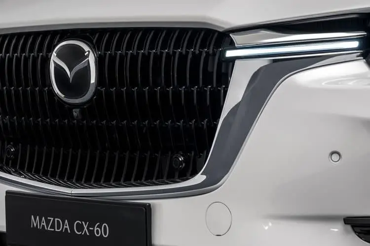 Mazda CX-60 Medium Crossover/SUV 3.3 e-skyactiv mHEV 254 Exclusive-Line Auto AWD close up