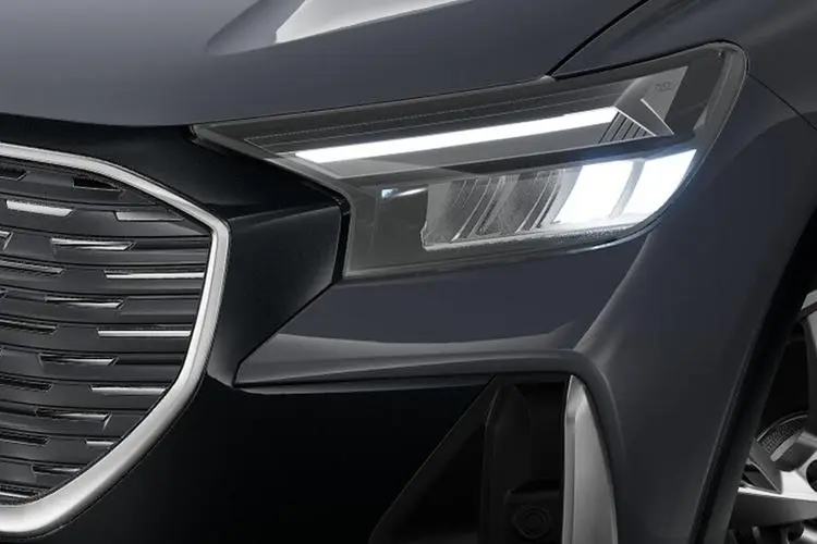 Audi Q4 E-Tron Medium Crossover/SUV 55 82kWh Quattro 340 Black Edition close up