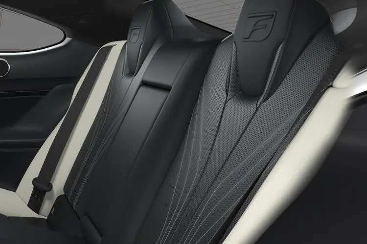 Lexus RC F Coupe 5.0 463hp Sunroof Auto close up