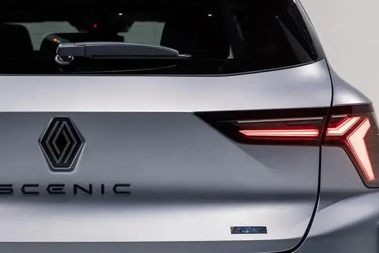 Renault Scenic Estate E-Tech 160kW Iconic Long Range Auto close up