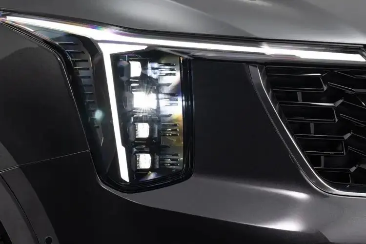 Kia Sorento Large SUV 1.6 T-GDi Hev 2 DCT AWD close up