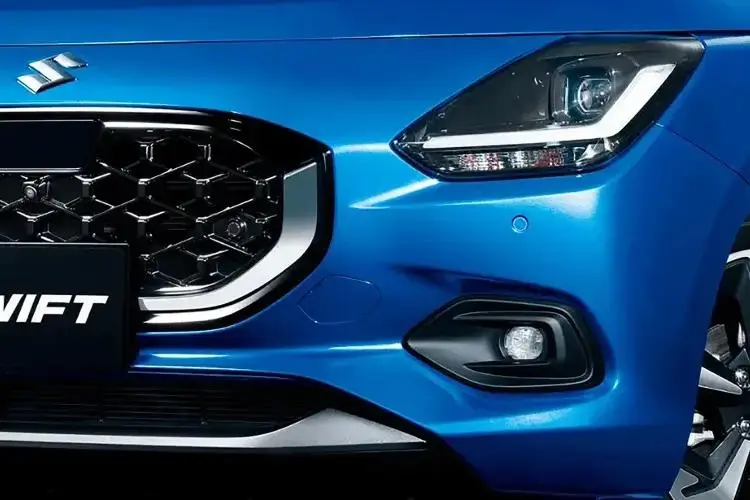 Suzuki Swift Hatchback 1.2 Mild Hybrid Motion Auto close up