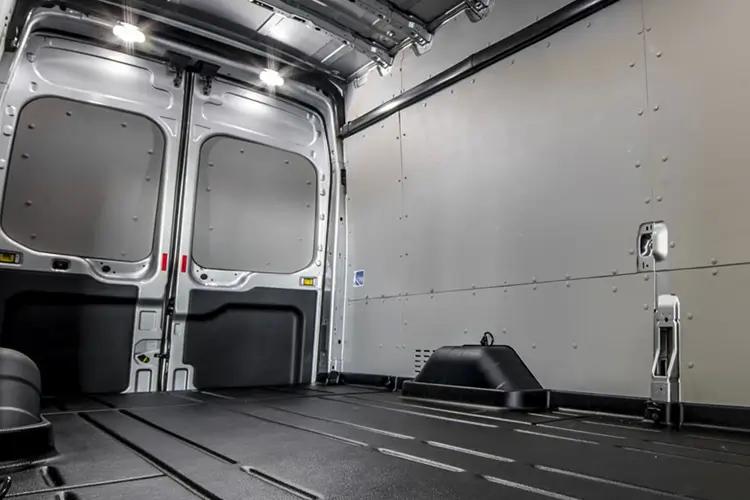 Ford Transit over 3.5t Large Van - High 500 L4H3 2.0 165 HD EcoBlue Trend Auto RWD close up