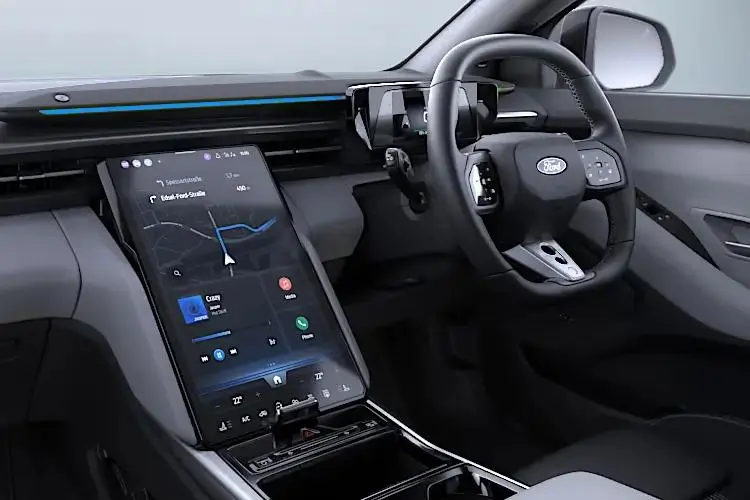 Ford Capri Medium Crossover/SUV 210kW 77kWh Select Auto interior view