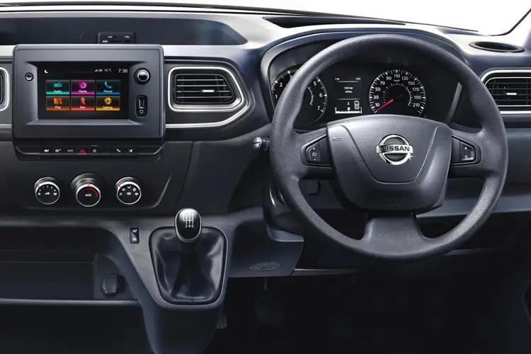 Nissan Interstar Panel L3/L4 Large Van - Extra High F35 L3H3 2.3 dCi 150 Tekna interior view