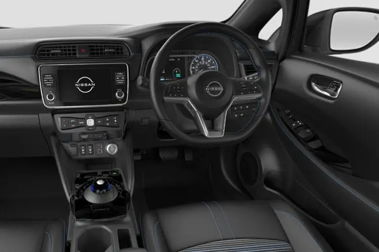 Nissan Leaf Hatchback Tekna 110kW 39kWh interior view