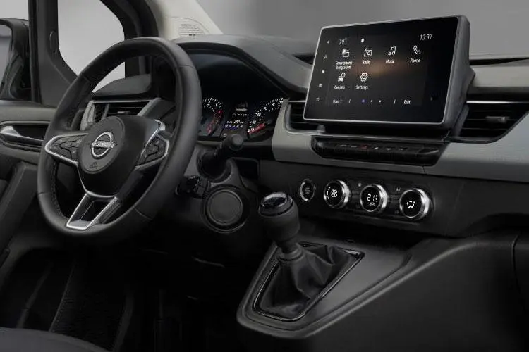 Nissan Townstar Small Van EV 45kWh Auto L2 90KW Tekna+ interior view