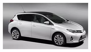 2013 Toyota Auris exterior image