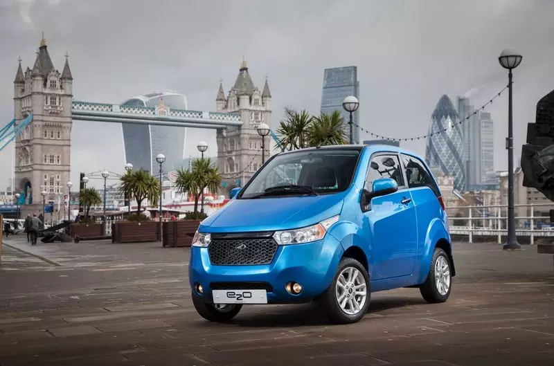 new_Mahindra_e2o_first_UK_sale