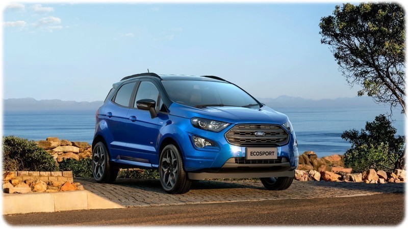 The New 2018 Ford Ecosport Front Facing in the deep impact blue near a coastline.