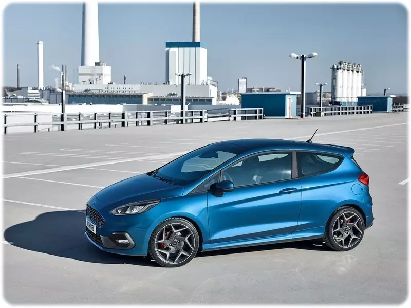 The new 2018 Ford Fiesta ST in a car park
