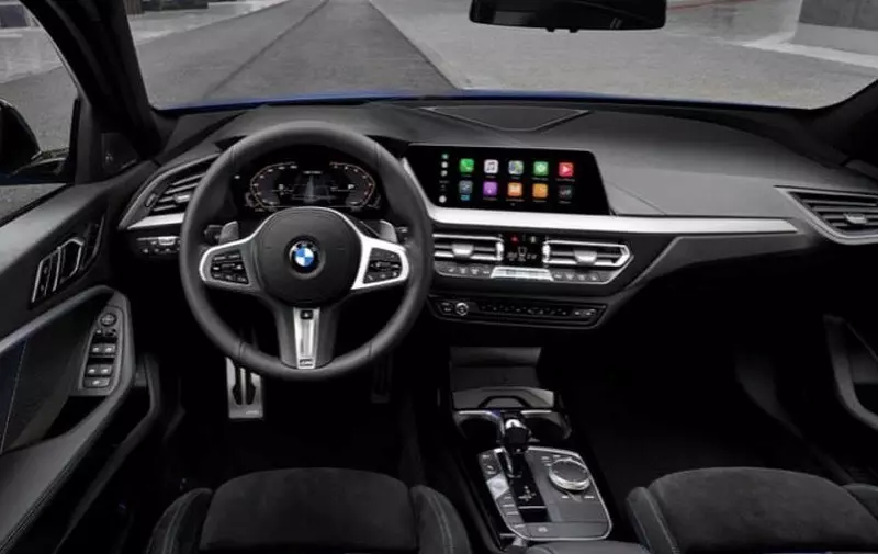 2020 BMW 1 Series Dash