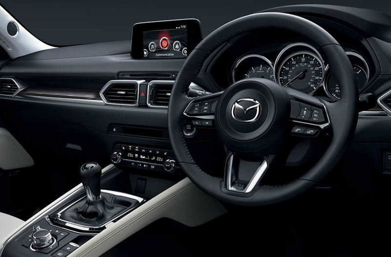 69 Plate Mazda C-5 Dashboard