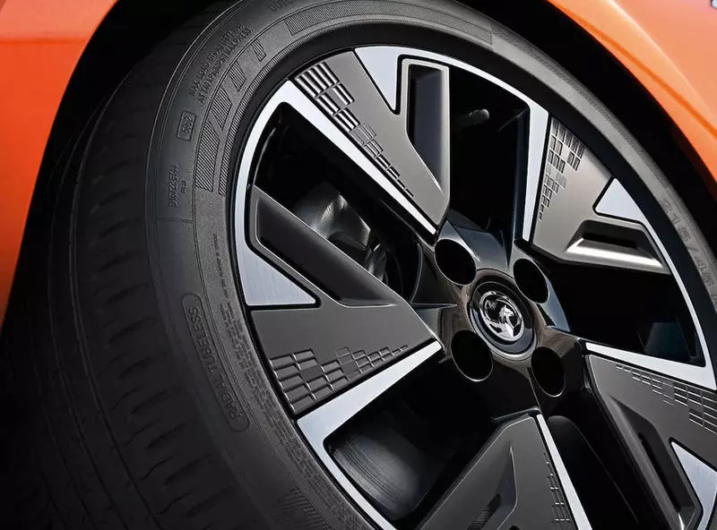 2020 Corsa-e alloy wheel