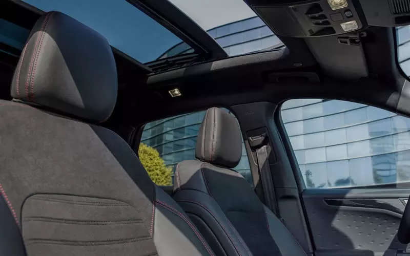 2020 ford kuga st line x panoramic roof
