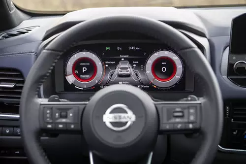 2021 New Nissan Qashqai 12 inch high definition driver display