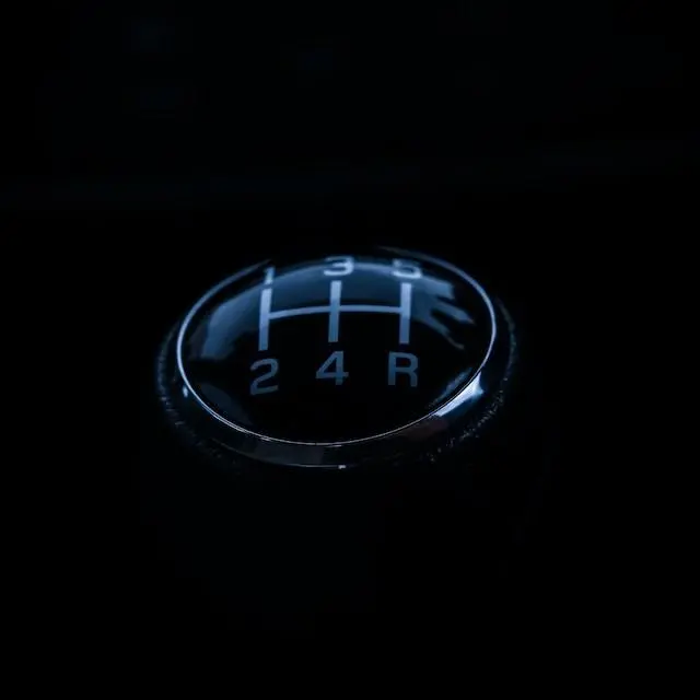 Image of a Ford Manual Gear Stick