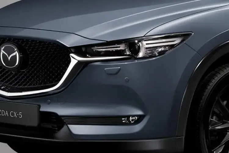 Image of a Mazda CX-5 Front Close up