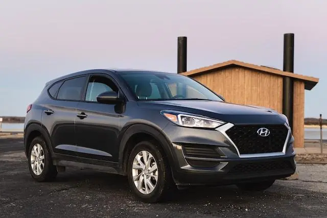 Image of a Hyundai Tucson in Dark Grey