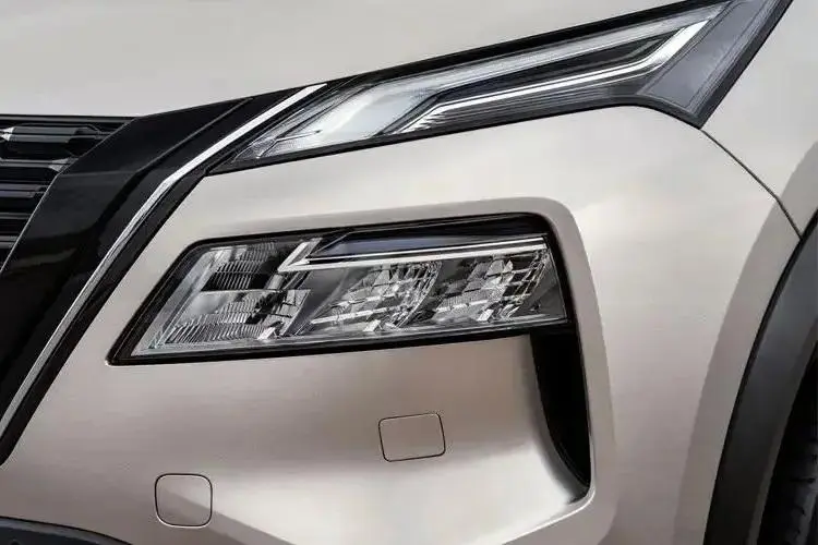 New Nissan X-Trail 2024 Front View