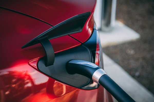 99% Overestimate The Chance Of EV Cars Running Out Of Charge